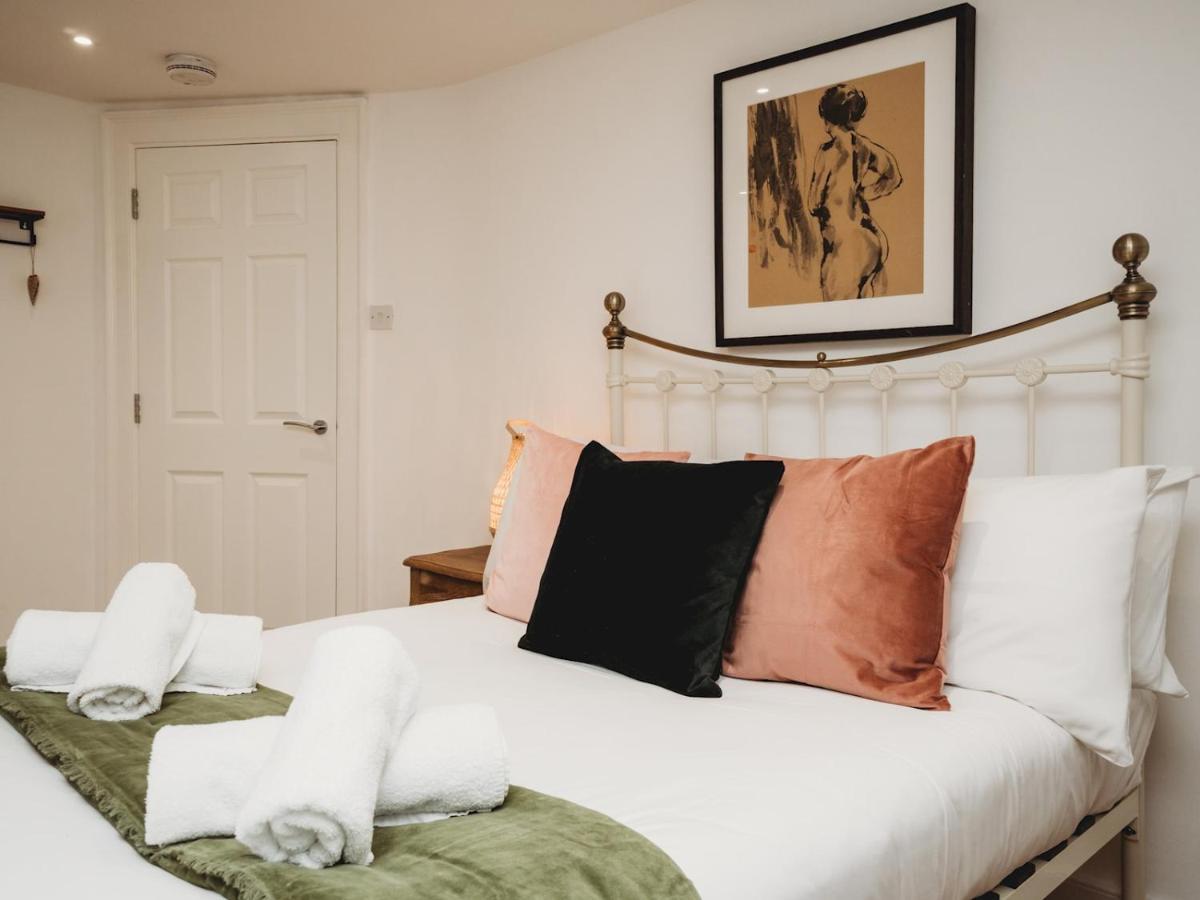 Pass The Keys Stylish 2 Bed Eco Flat In The Heart Of Bath Apartment ภายนอก รูปภาพ