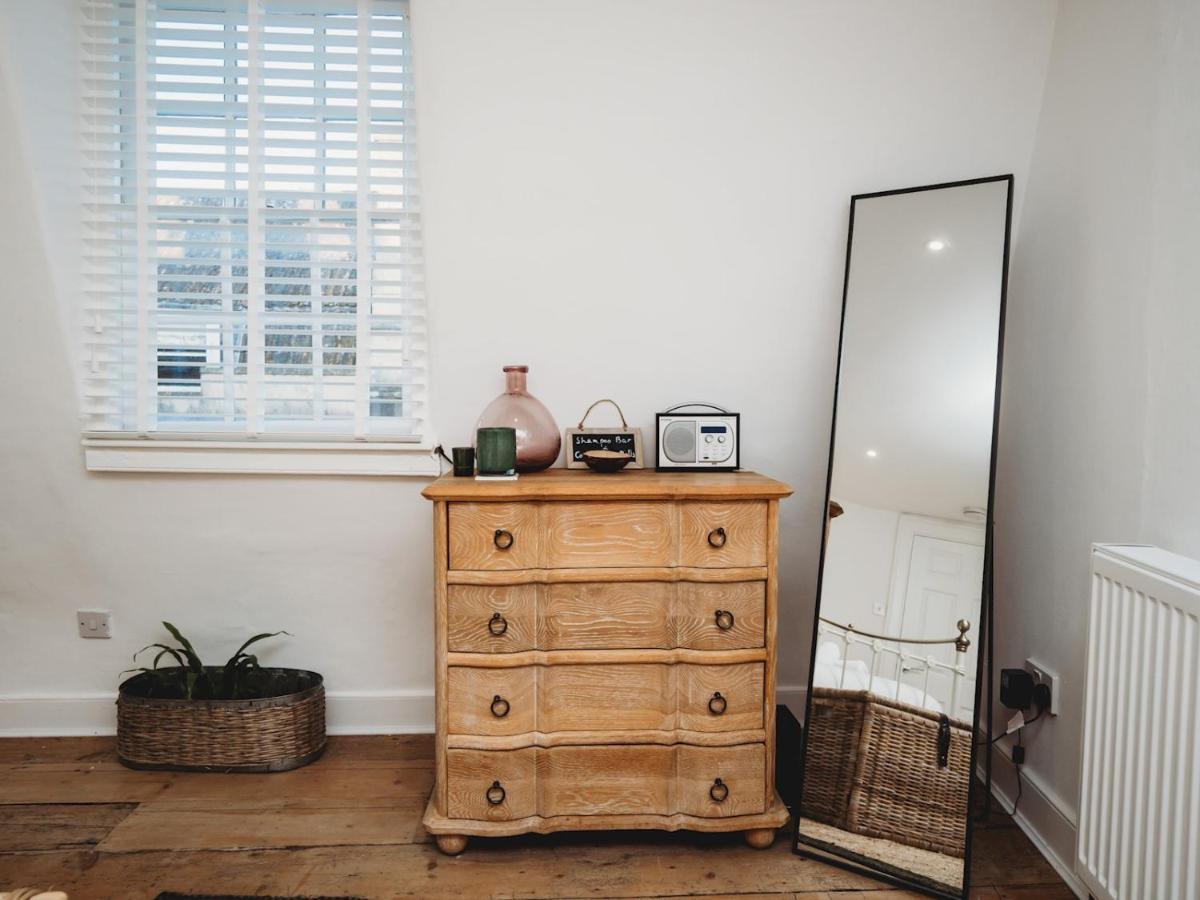 Pass The Keys Stylish 2 Bed Eco Flat In The Heart Of Bath Apartment ภายนอก รูปภาพ