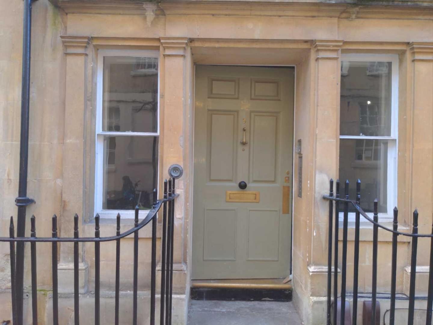 Pass The Keys Stylish 2 Bed Eco Flat In The Heart Of Bath Apartment ภายนอก รูปภาพ